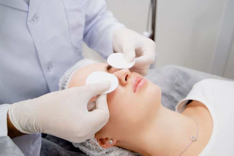 laser-treatment-for-dark-spots-on-face-best-tip